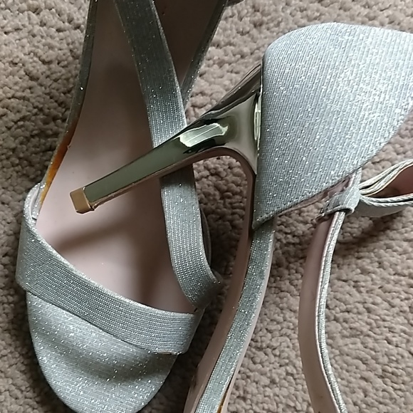 Shoes - Picture 3 of 3